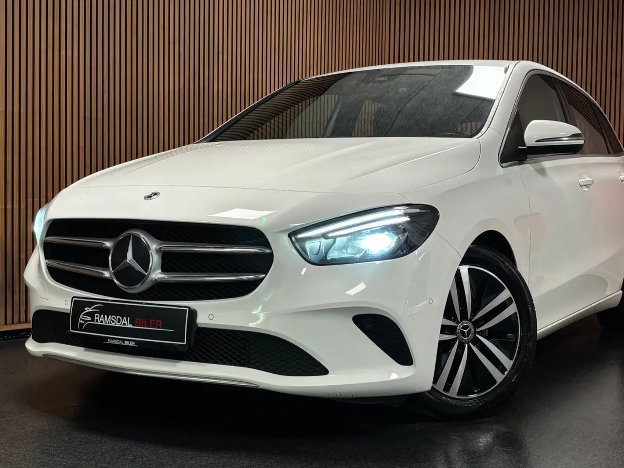 Billede 2 - Mercedes B200 d 2,0 aut. Van