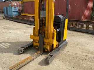 Jungheinrich ETV A 10 G 115-530 DZ