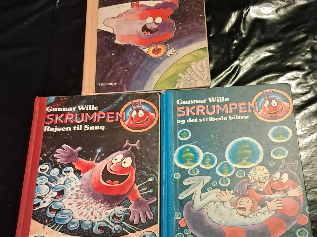 Billede 1 - 3 bøger om Skrumpen fra det ydre rum 