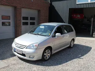 Suzuki Liana 1,6 106HK 5d