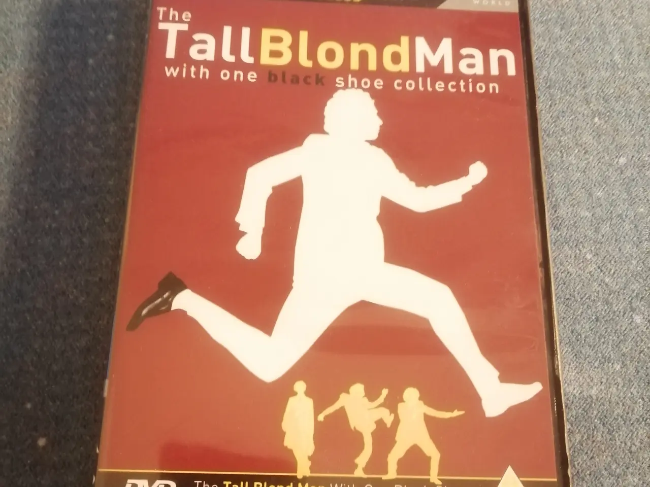 Billede 1 - The Tall Blond Man With One Shoe Collection