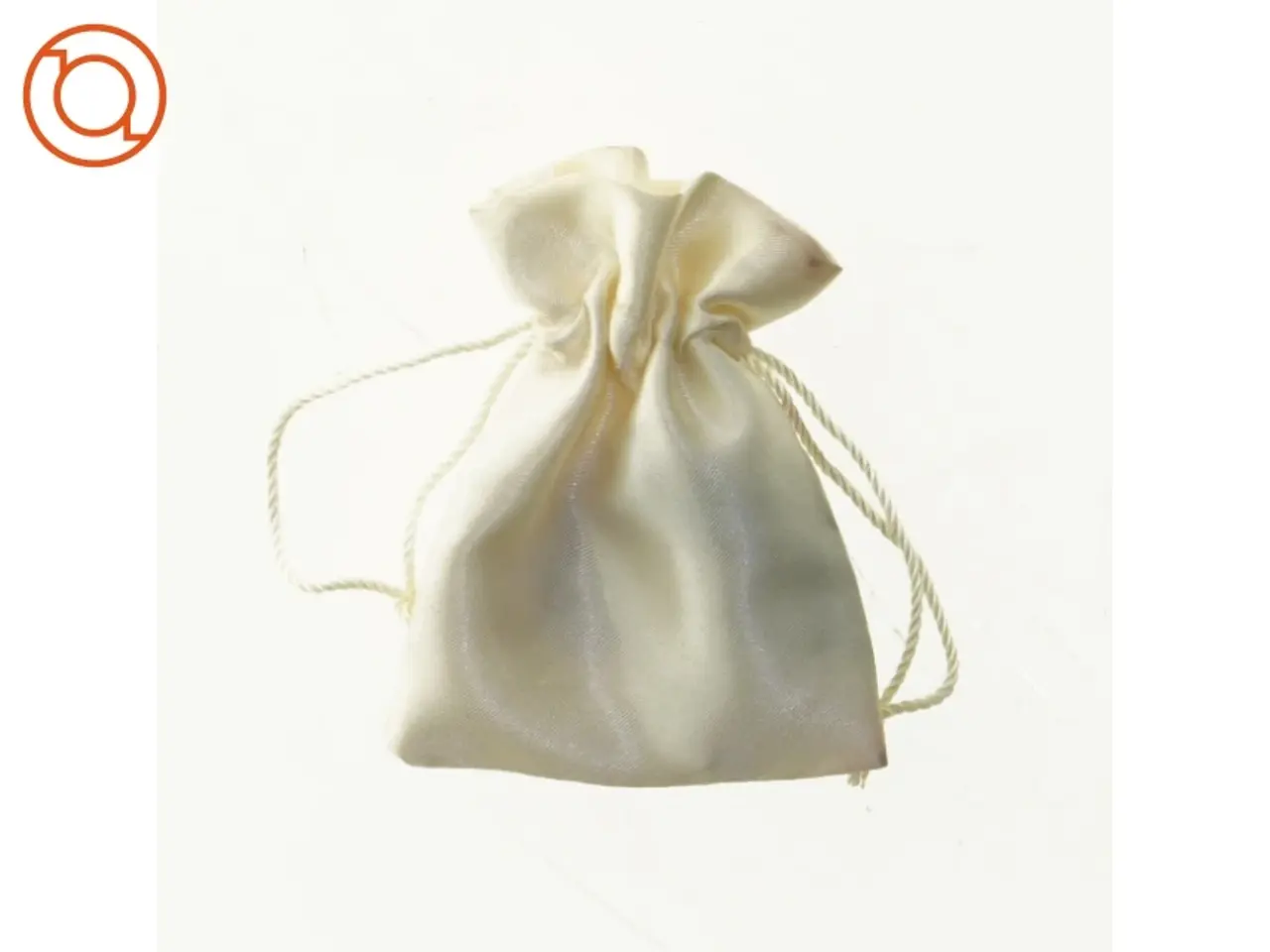 Billede 4 - single Ørering med kvaster (str. 9 x 7 cm)