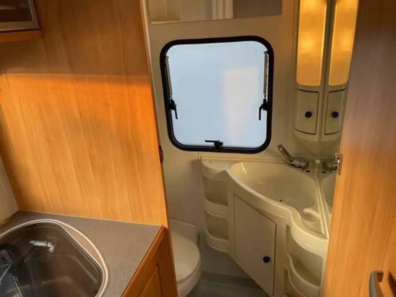 Billede 9 - Adria Adora 462 Ph -
