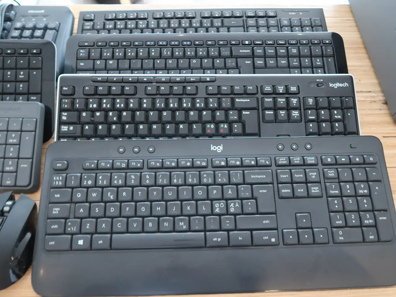 Billede 3 - 7 stk. Keyboards & 6 muse