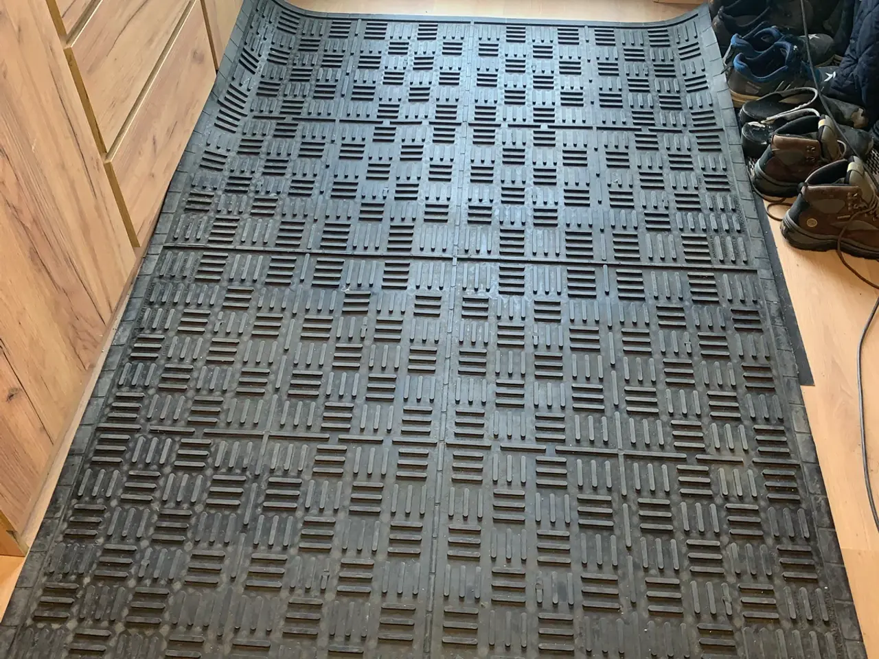 Billede 2 - Ergosoftstand i god størrelse 185 cm X 125 cm