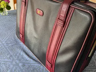 Kuffert: Ældre fransk livsstil (Pierre Cardin)