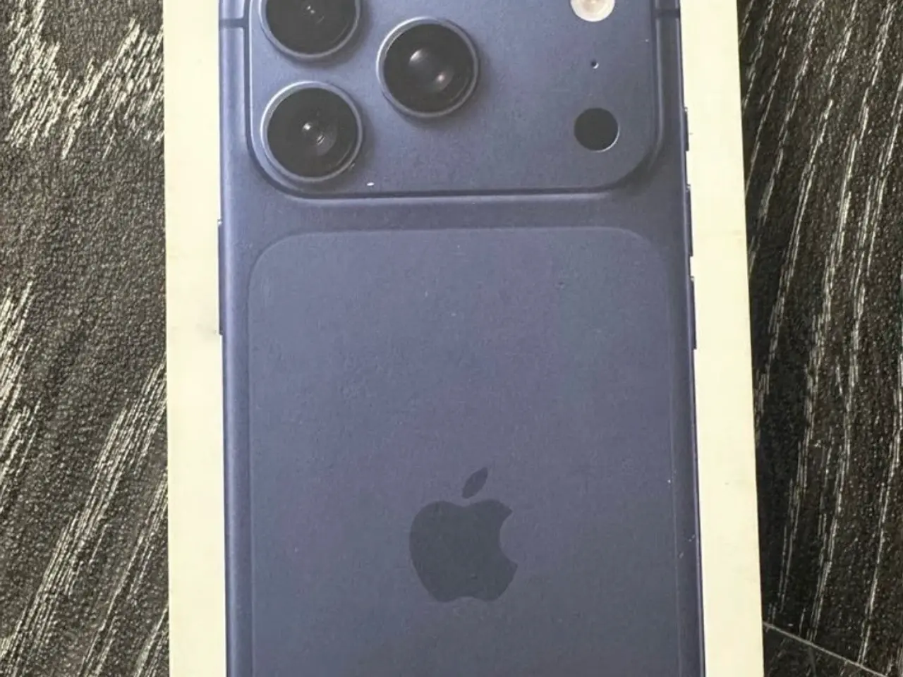 Billede 2 - iPhone 17 pro 256 GB blå