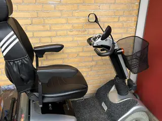 Handicap scooter