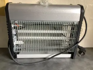 Insektfanger elektronisk og en lille hvid en