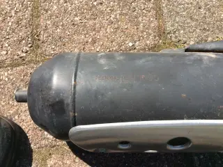 Piaggio 45er udstødning