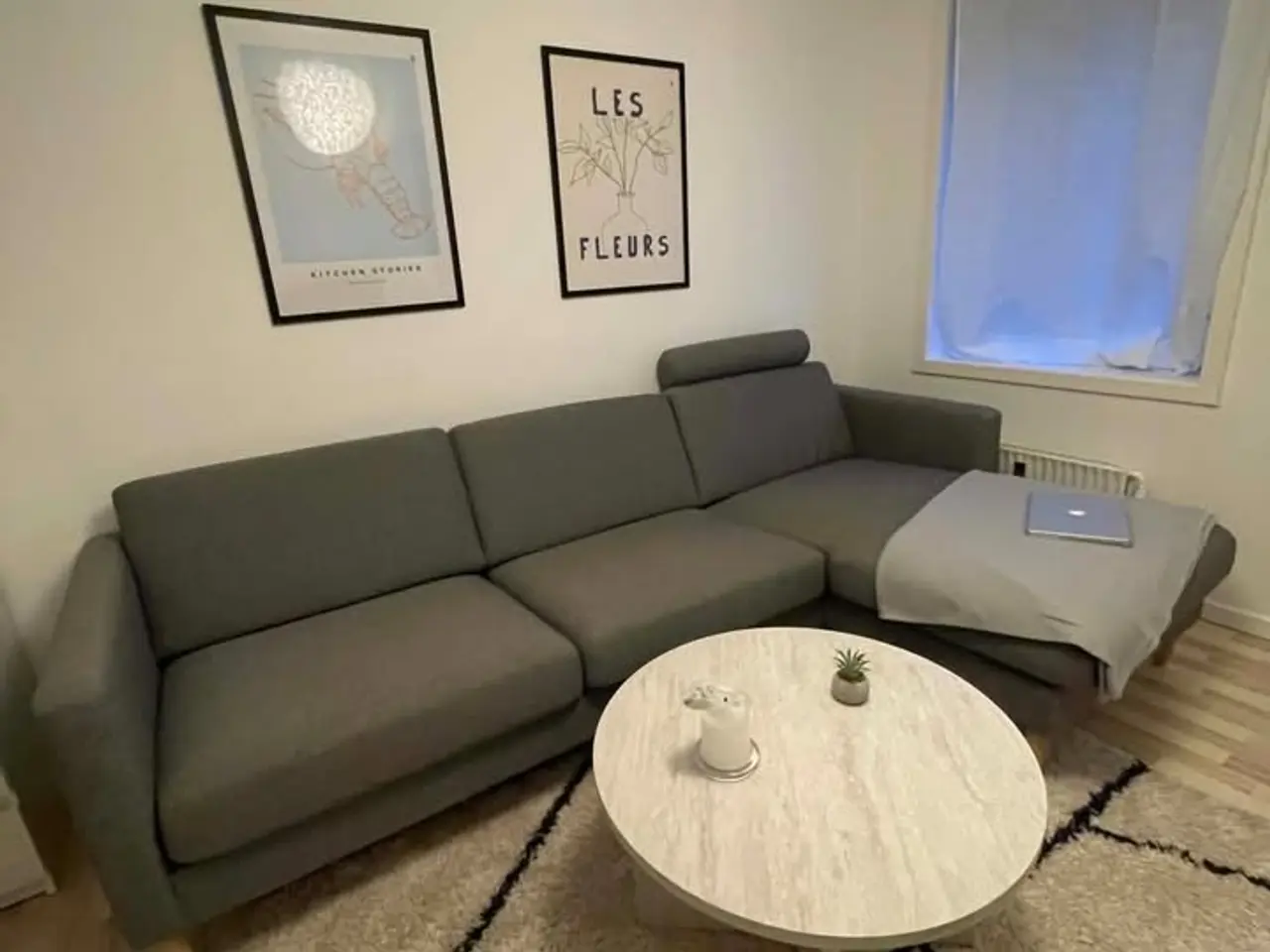 Billede 3 - Chaiselong sofa i grå