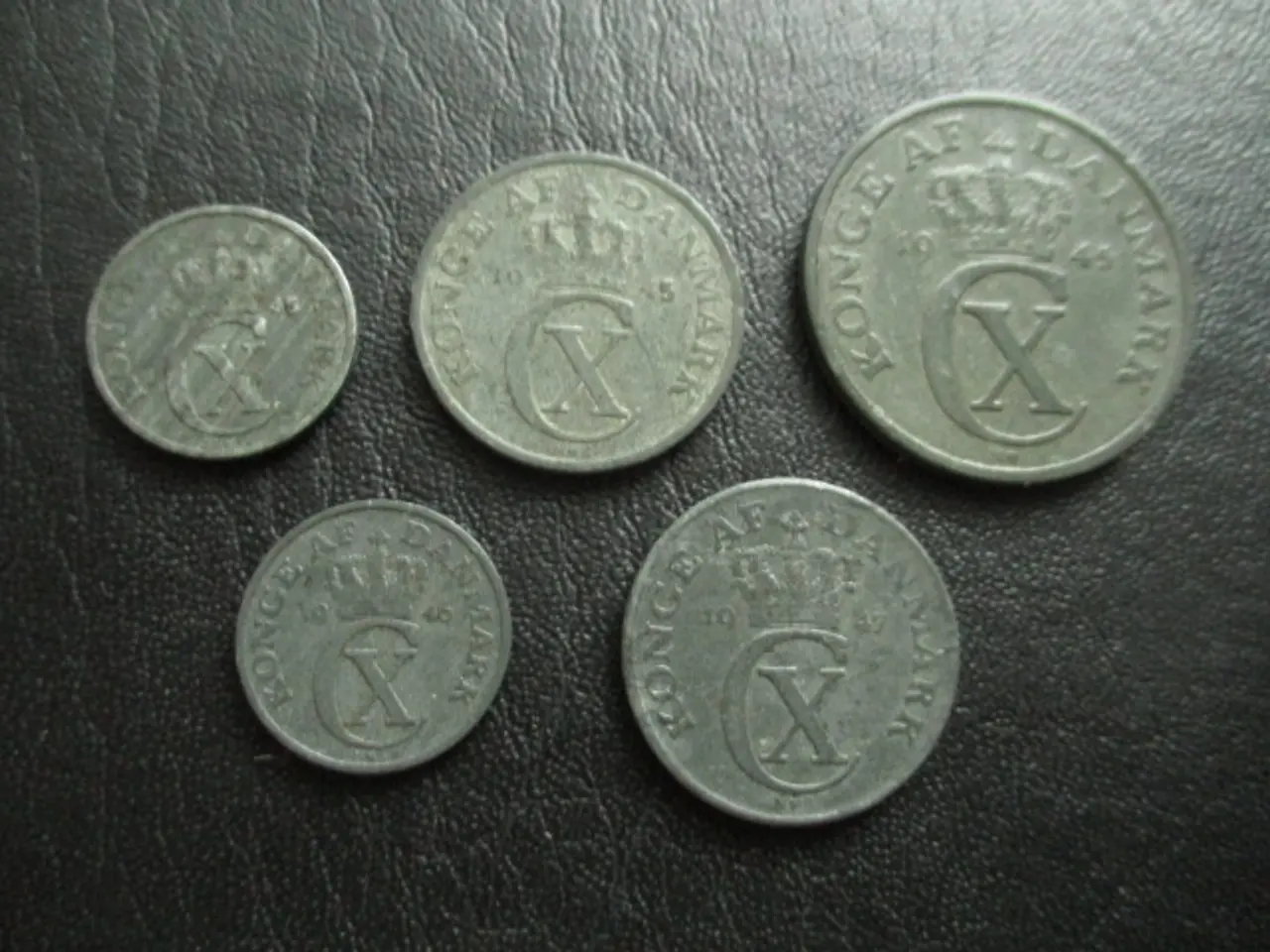 Billede 1 - 1, 2 og 5 ører 1945-1947 zink