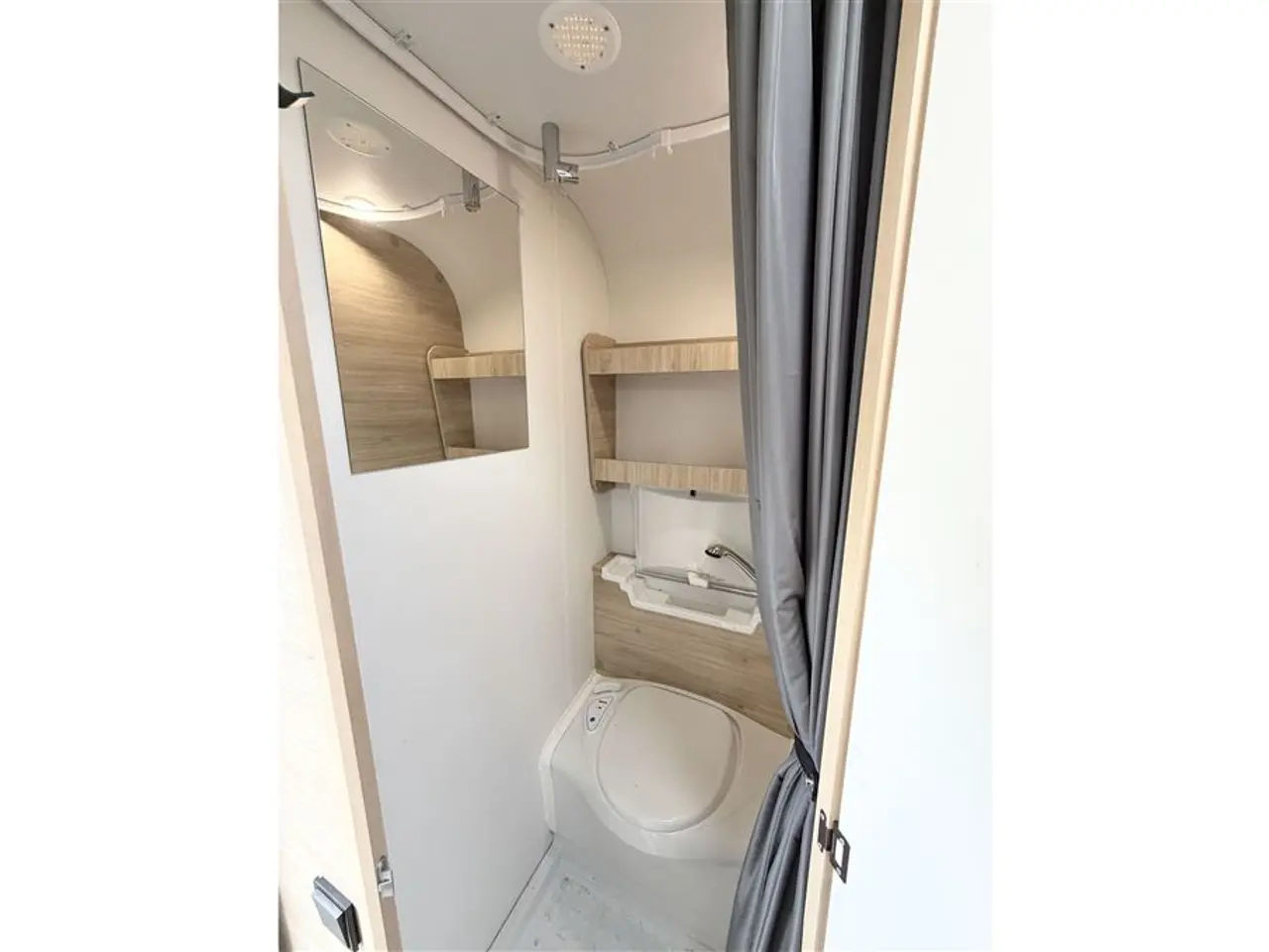 Billede 15 - 2024 - Caravelair ALBA 472 Enkeltsenge-Lamel-Gulvtemp.-Mover-Tagmarkise