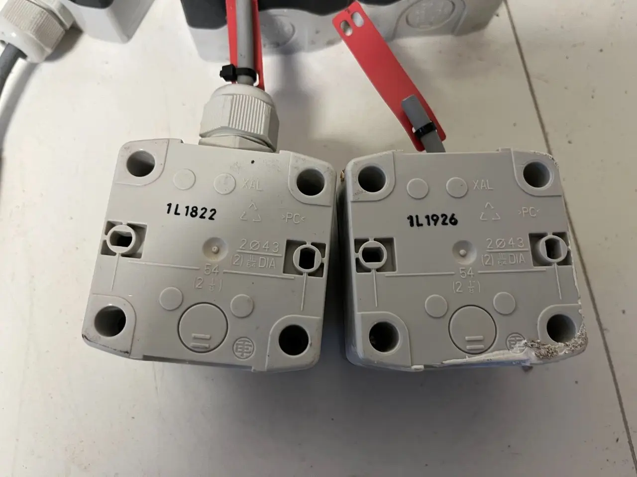 Billede 5 - 5x Schneider Electric Push Button Switches & kabel