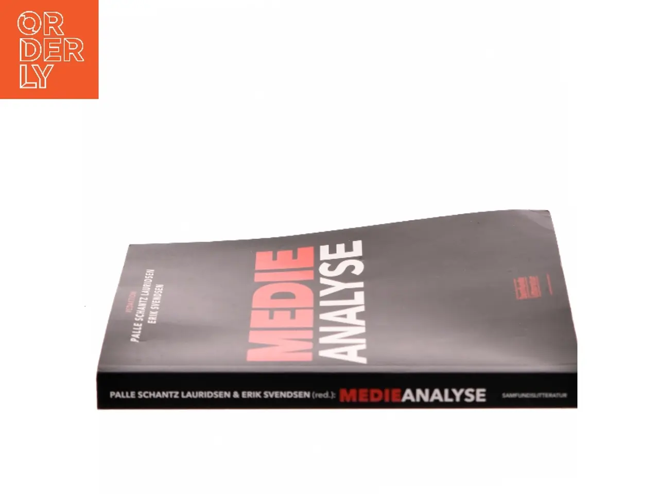 Billede 2 - Medieanalyse (Bog)