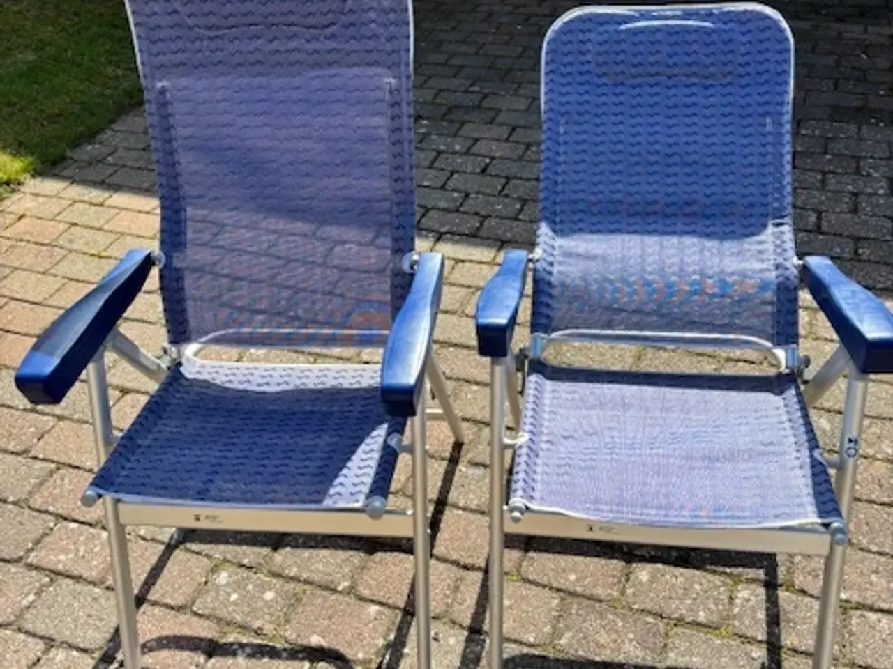 Billede 3 - To alustole med hynder