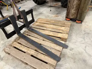 Pallegafler på slæde 120cm