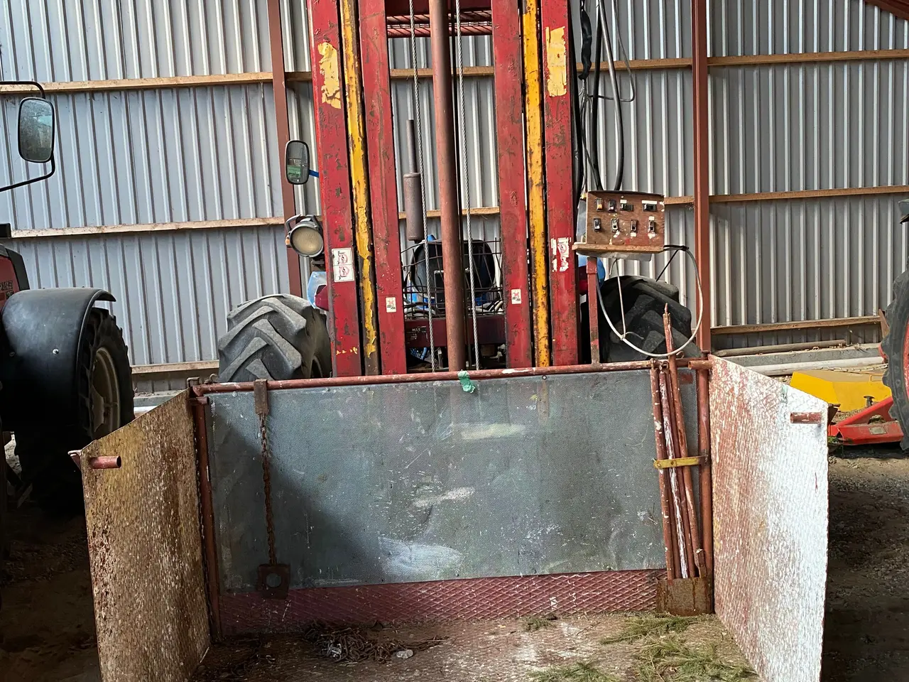 Billede 2 - Ford med lift på