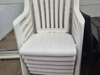 Plastik stole