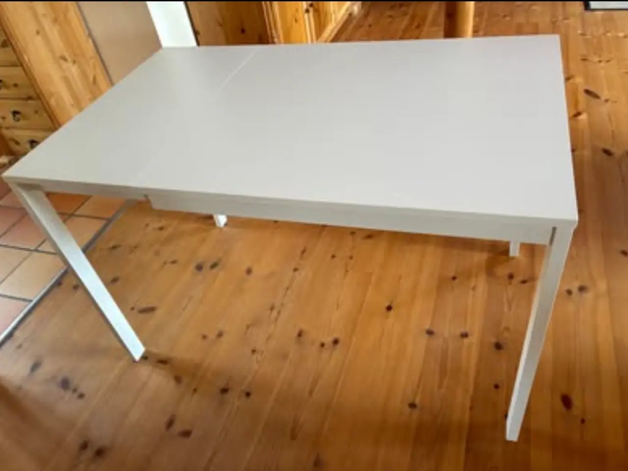 Billede 1 - Bord m. udtræk