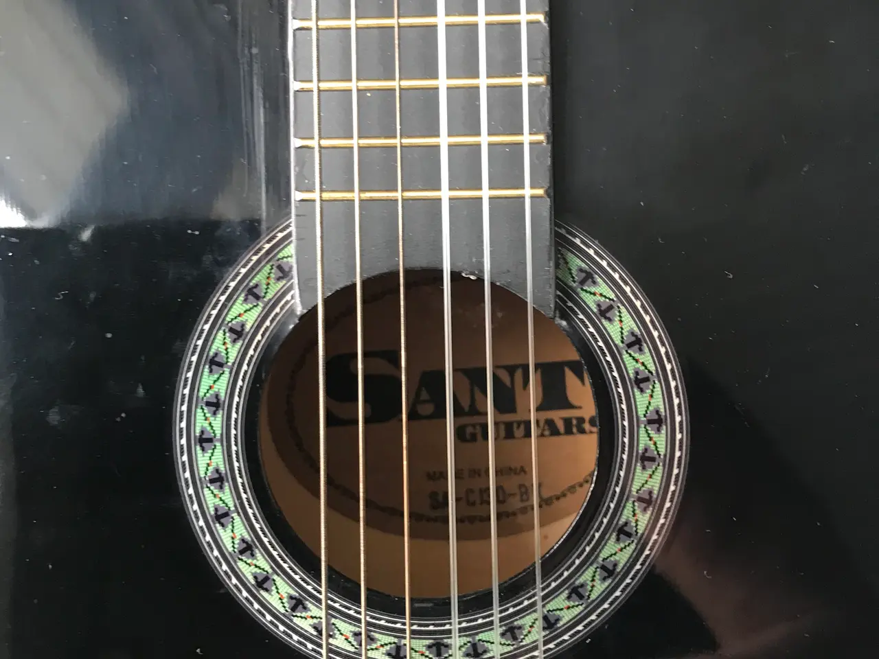 Billede 2 - Meget velholdt børne guitar med solid taske