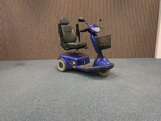 Invacare Meteor 3 blå