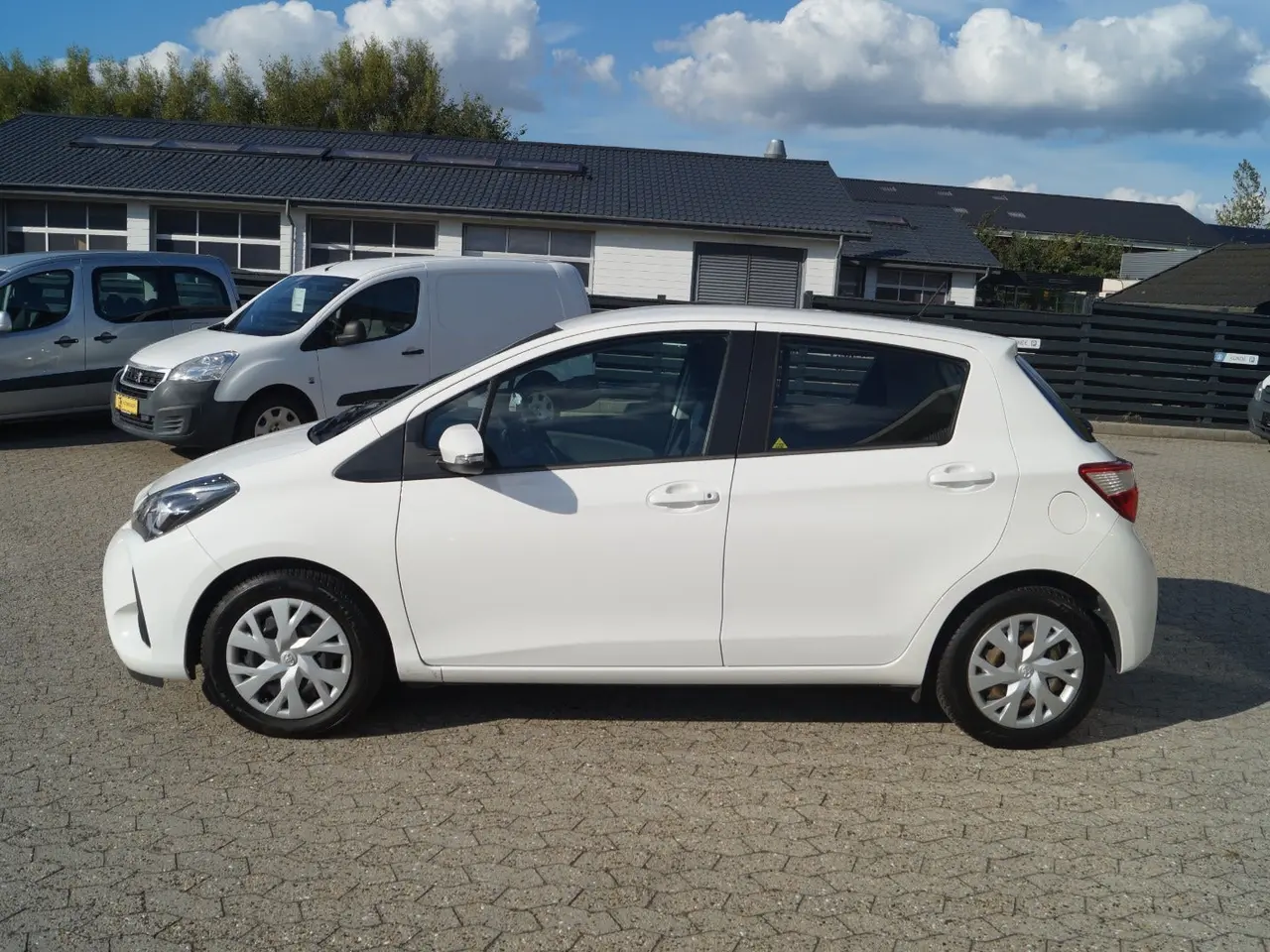 Billede 3 - Toyota Yaris 1,0 VVT-i T2 Van
