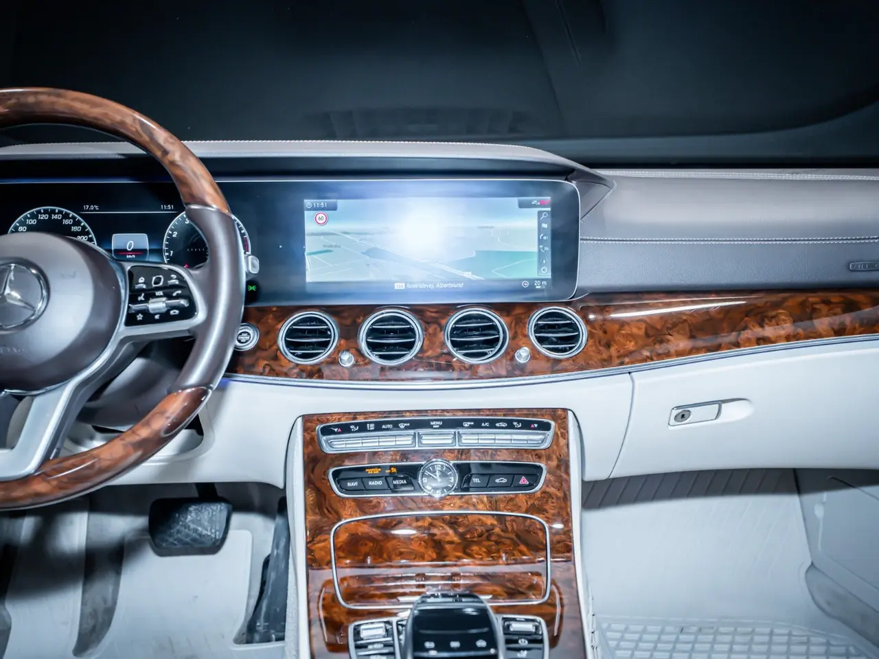 Billede 21 - Mercedes E450 3,0 AMG stc. aut. 4Matic