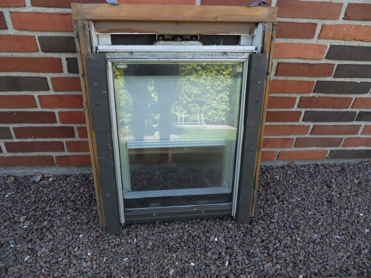Billede 5 - VELUX-VINDUE 70x55 cm. "Ovenlysvindue"