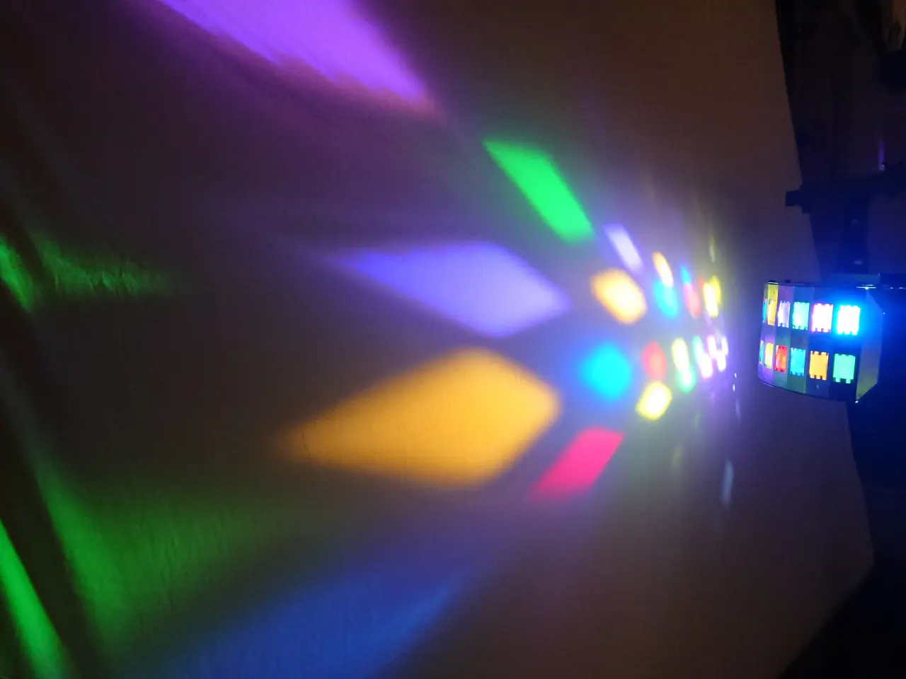 Billede 17 - Udlejes - EUROLITE LED D-10