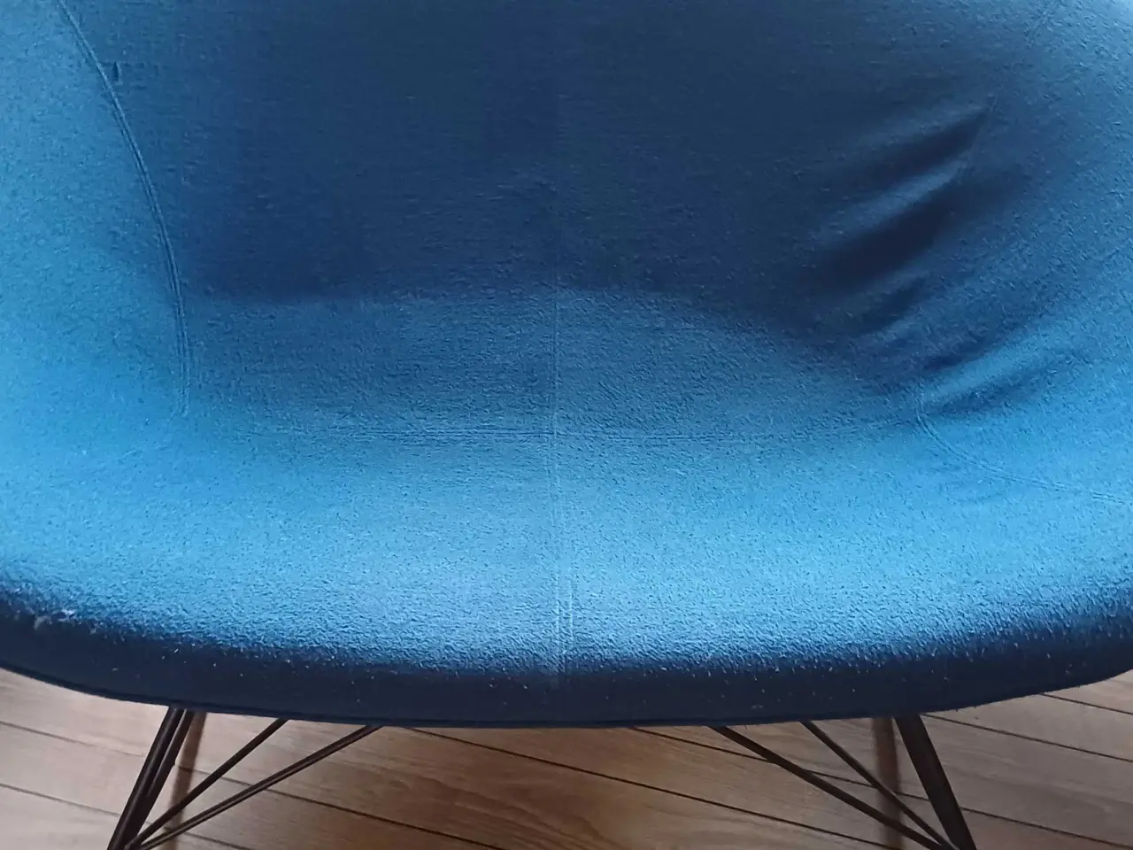 Billede 2 - Gyngestole sælges.