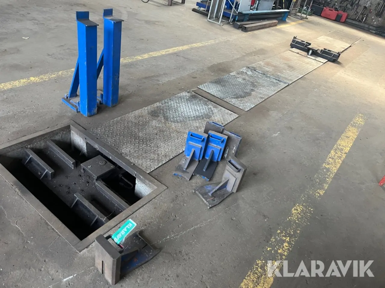 Billede 1 - Tosøjlet hydraulisk lastbillift Stenhøj