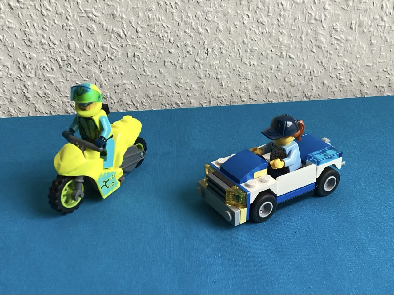Billede 1 - Lego 30366 politibil og 60358 motorcykel, pr. stk.