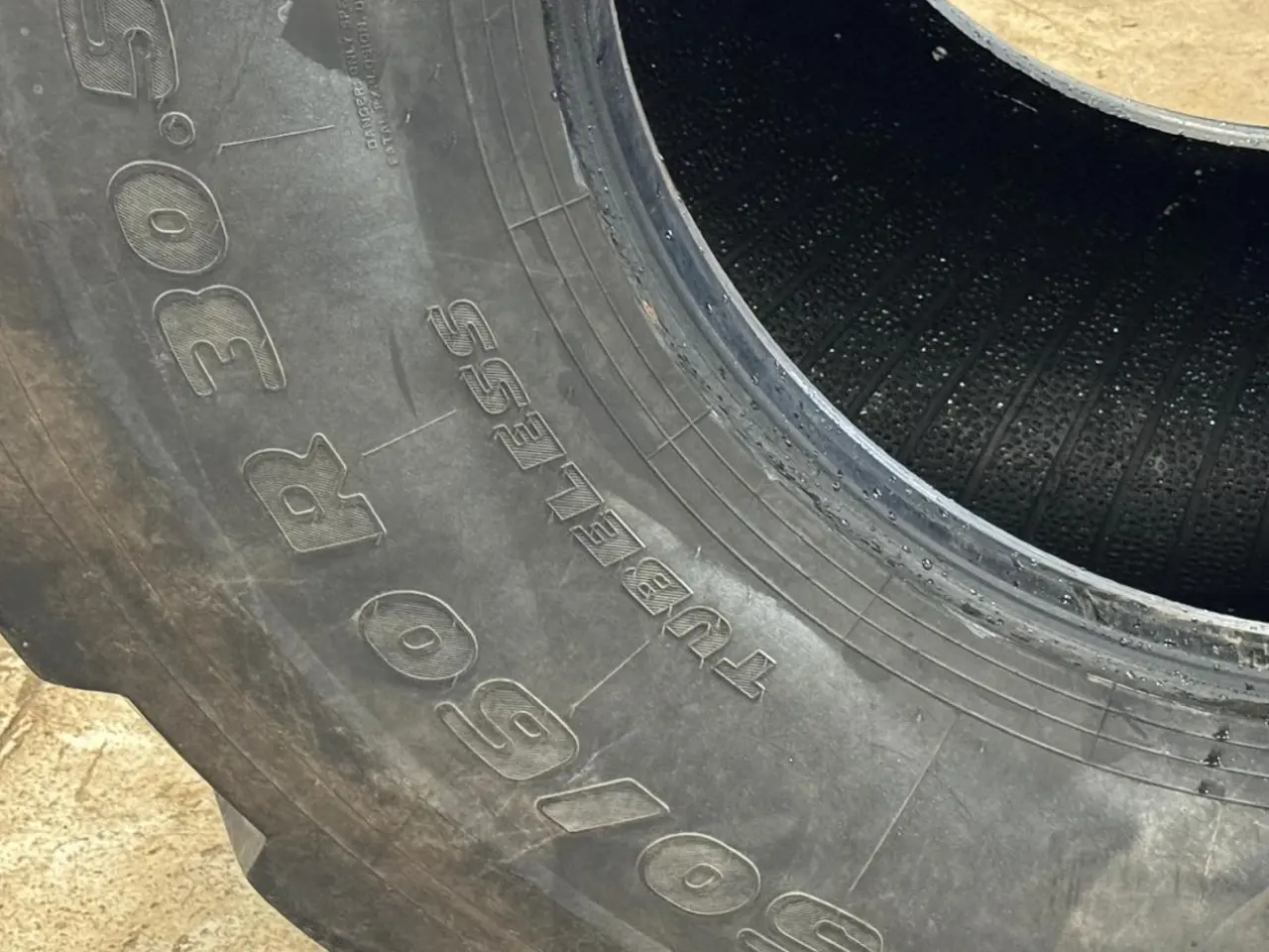 Billede 5 - Trelleborg 750/60R30,5 Trelleborg