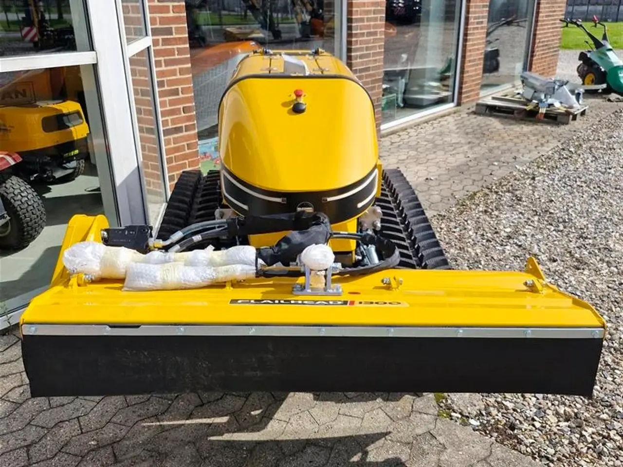 Billede 3 - McConnel Robocut slagleklipper Demo T400