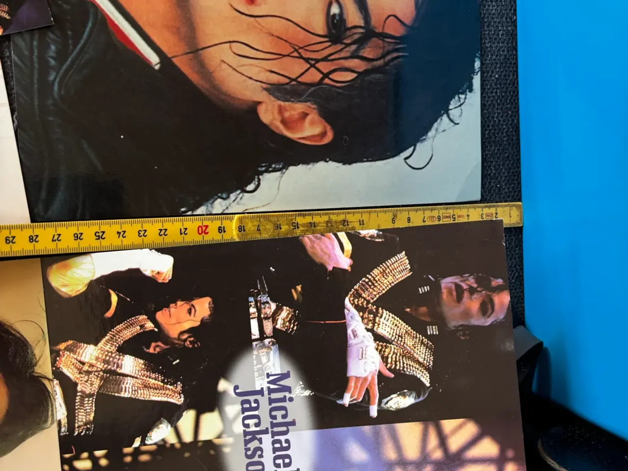 Billede 2 - Lot med 10 Michael Jackson kort og billeder sælges