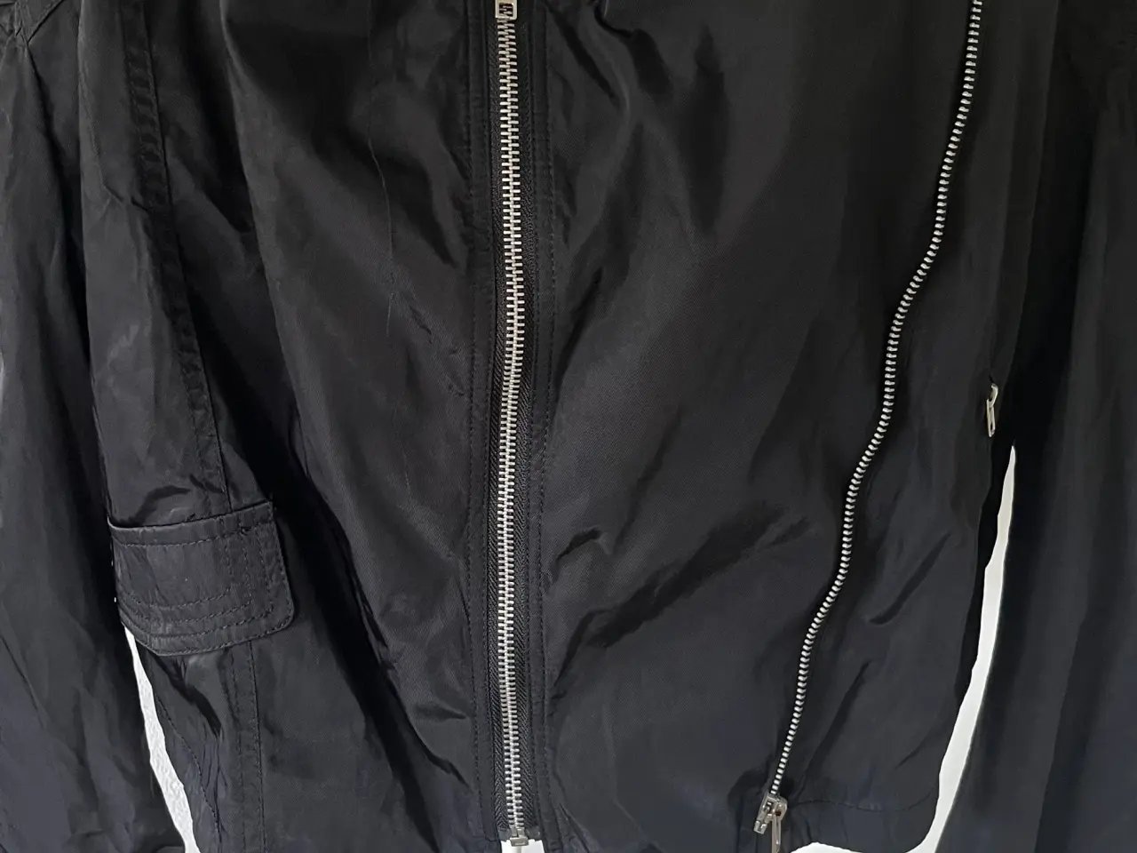 Billede 1 - Fin jakke str. xl