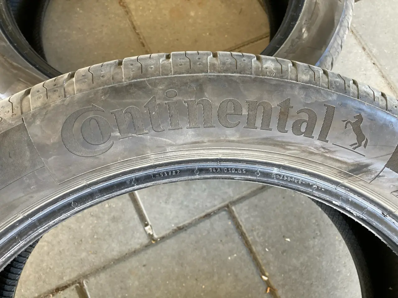 Billede 2 - Continental 2 stk dæk