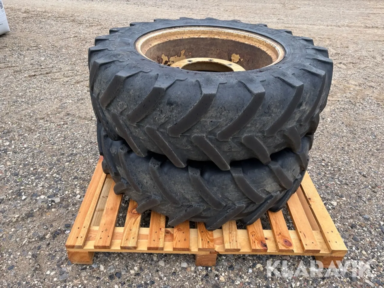 Billede 6 - Traktorhjul New Holland M115 - Forhjul 2 styk