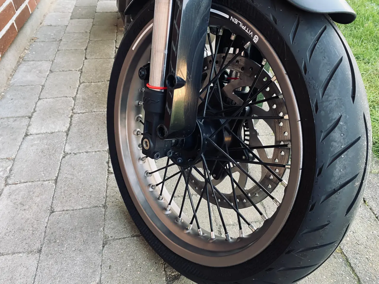 Billede 11 - Husqvarna Vitpilen 401