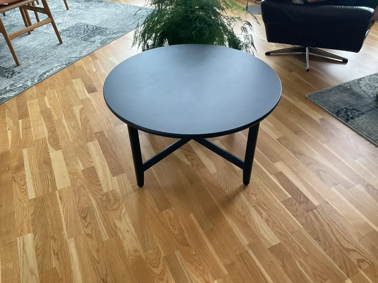 Billede 3 - Velholdt sort sofabord