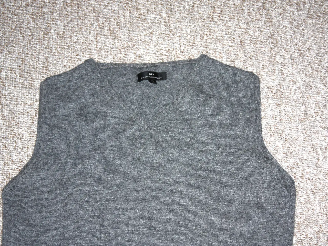 Billede 3 - Vest fra DAY Birger et Mikkelsen str. XL (L/M)