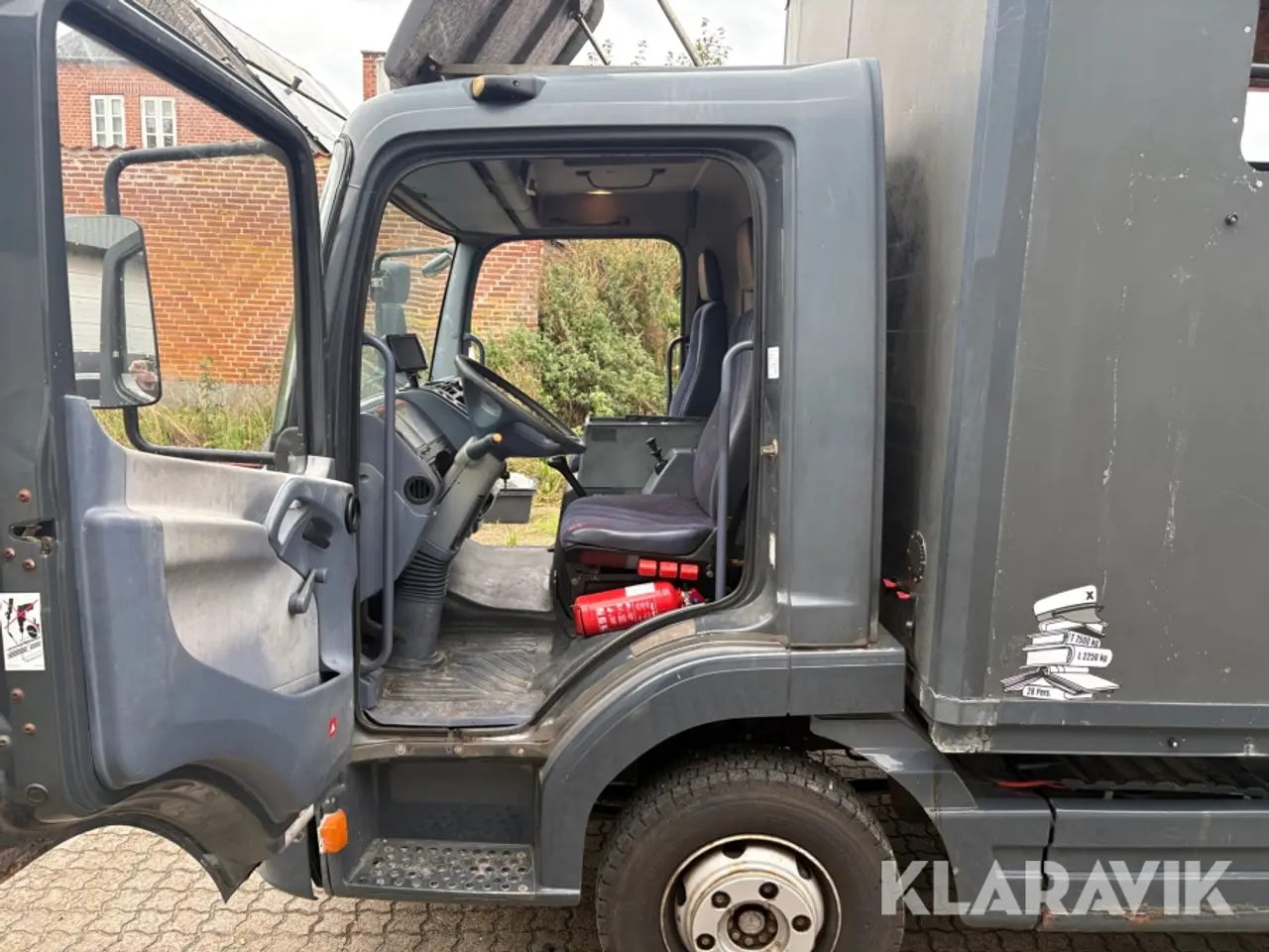 Billede 11 - Studentervogn Mercedes-Benz Atego 28-personers