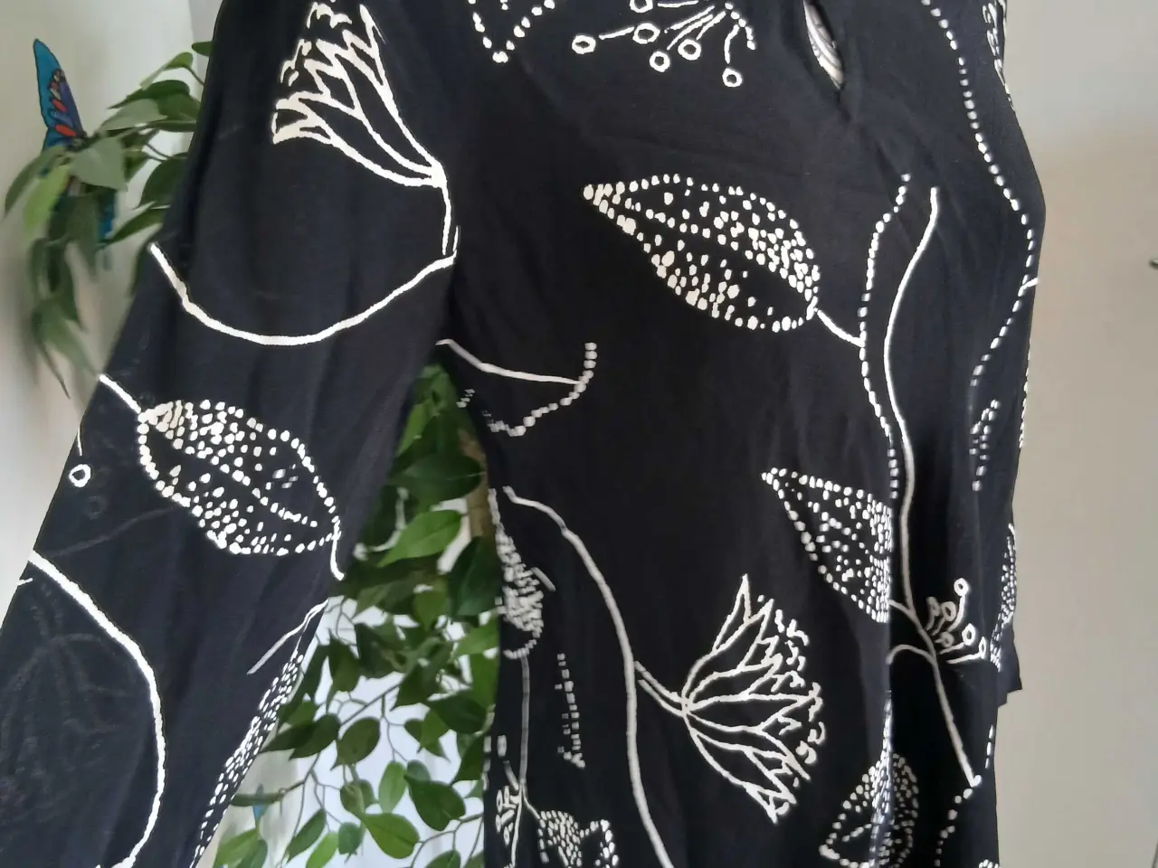 Billede 4 - Top. Masai. XS/34