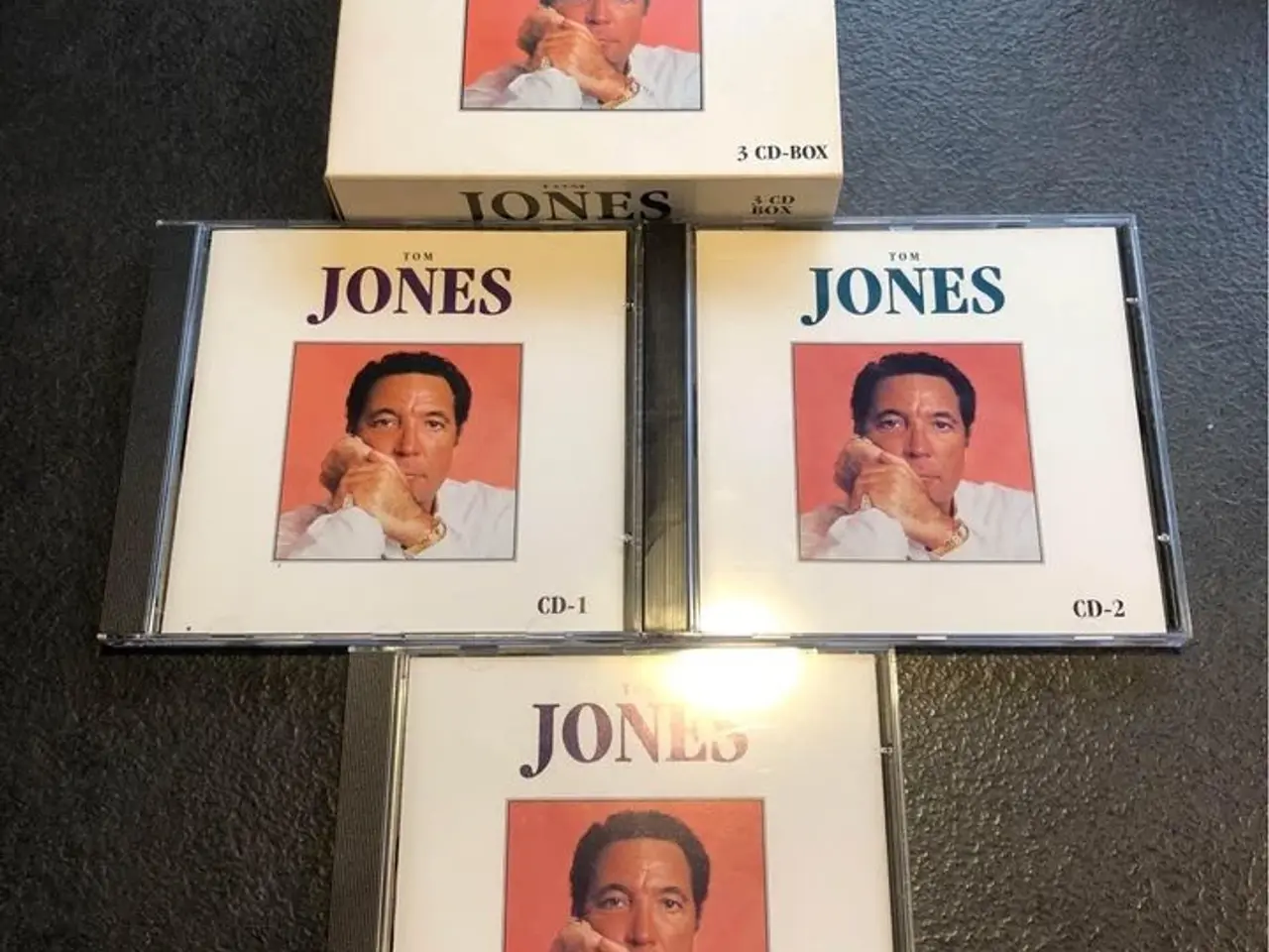 Billede 1 - Tom Jones - CD Box
