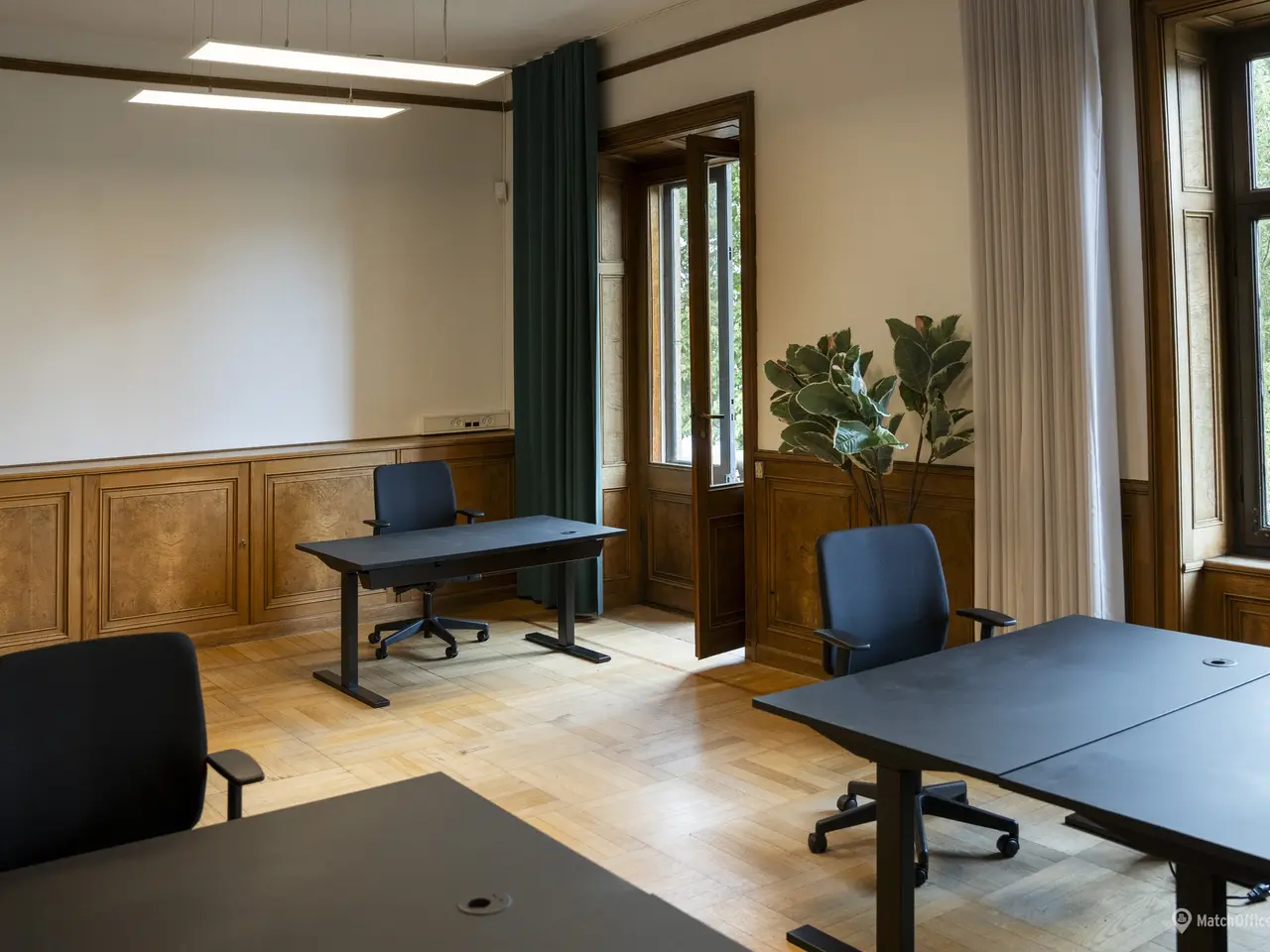 Billede 1 - Herskabeligt kontor med central beliggenhed.
