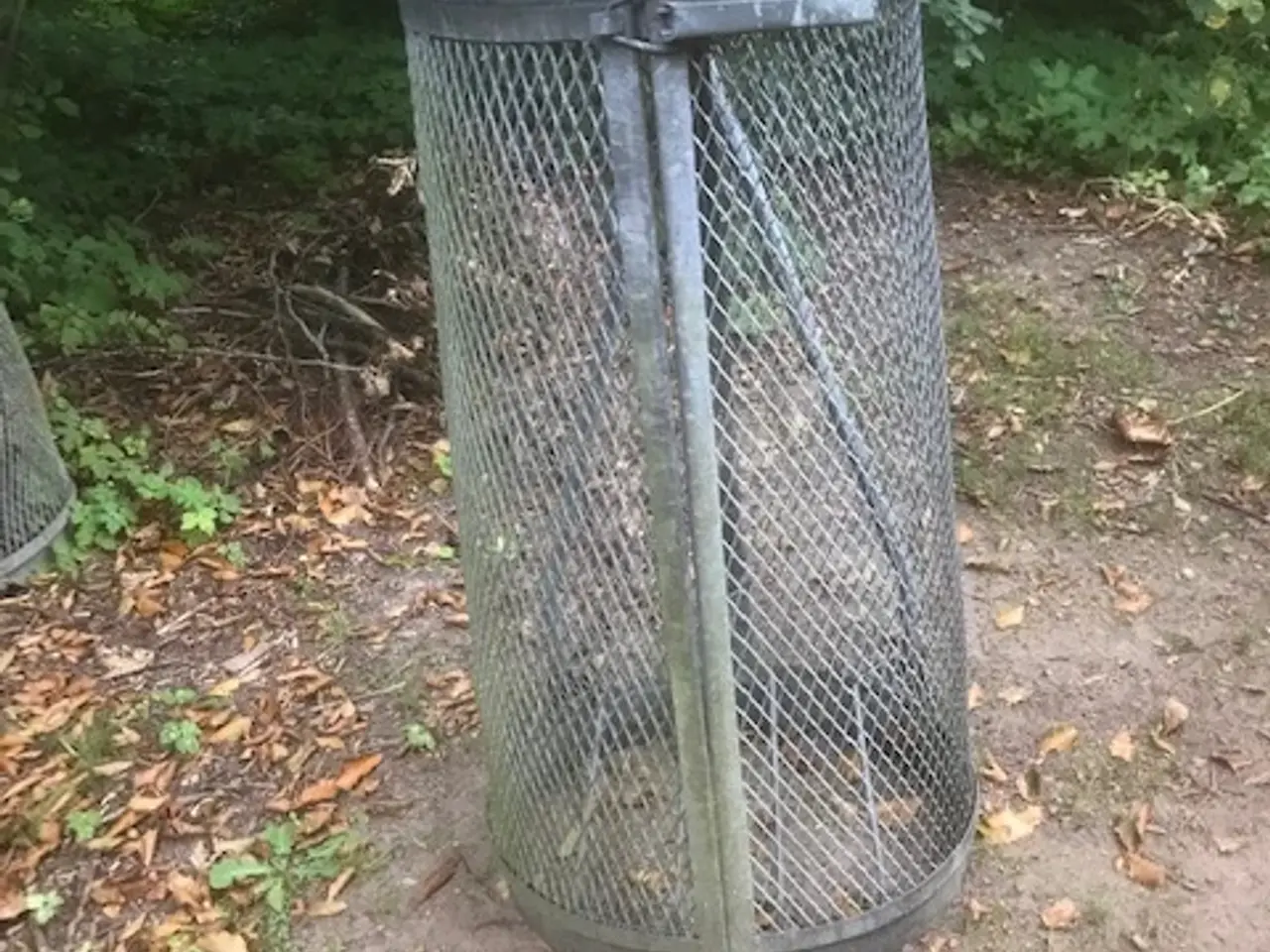 Billede 1 - affaldsstativ