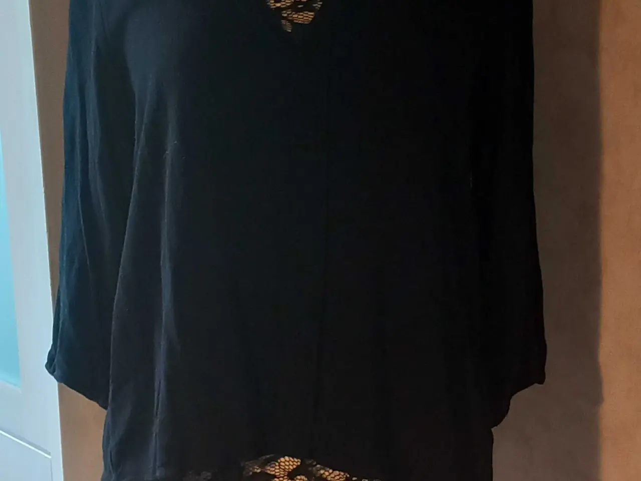 Billede 1 - Sort top/ bluse str 42