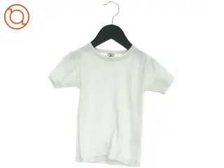 T-Shirt (str. 104 cm)