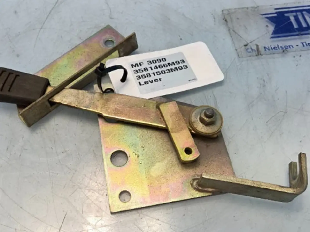Billede 5 - Massey Ferguson 3090 Lever Lås 3581466M93